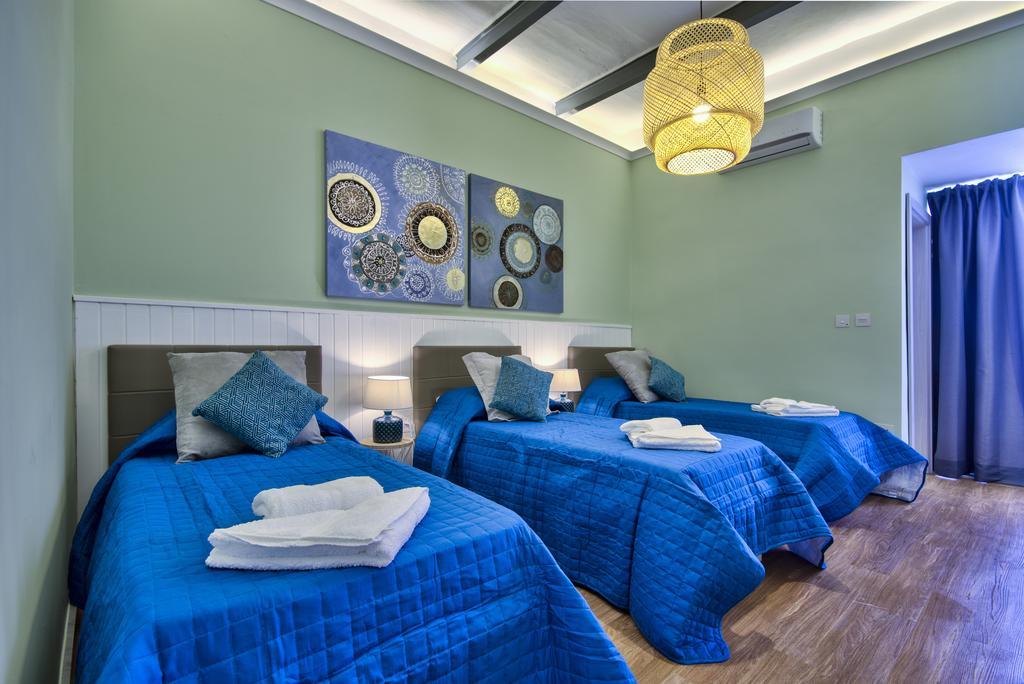 Amazing 4-Bedroom Sliema Town House With Jacuzzi Eksteriør billede